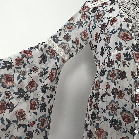 Forever 21 Floral Maxi Dress/Cover-Up with Flared Sleeves - Picture 2 of 4